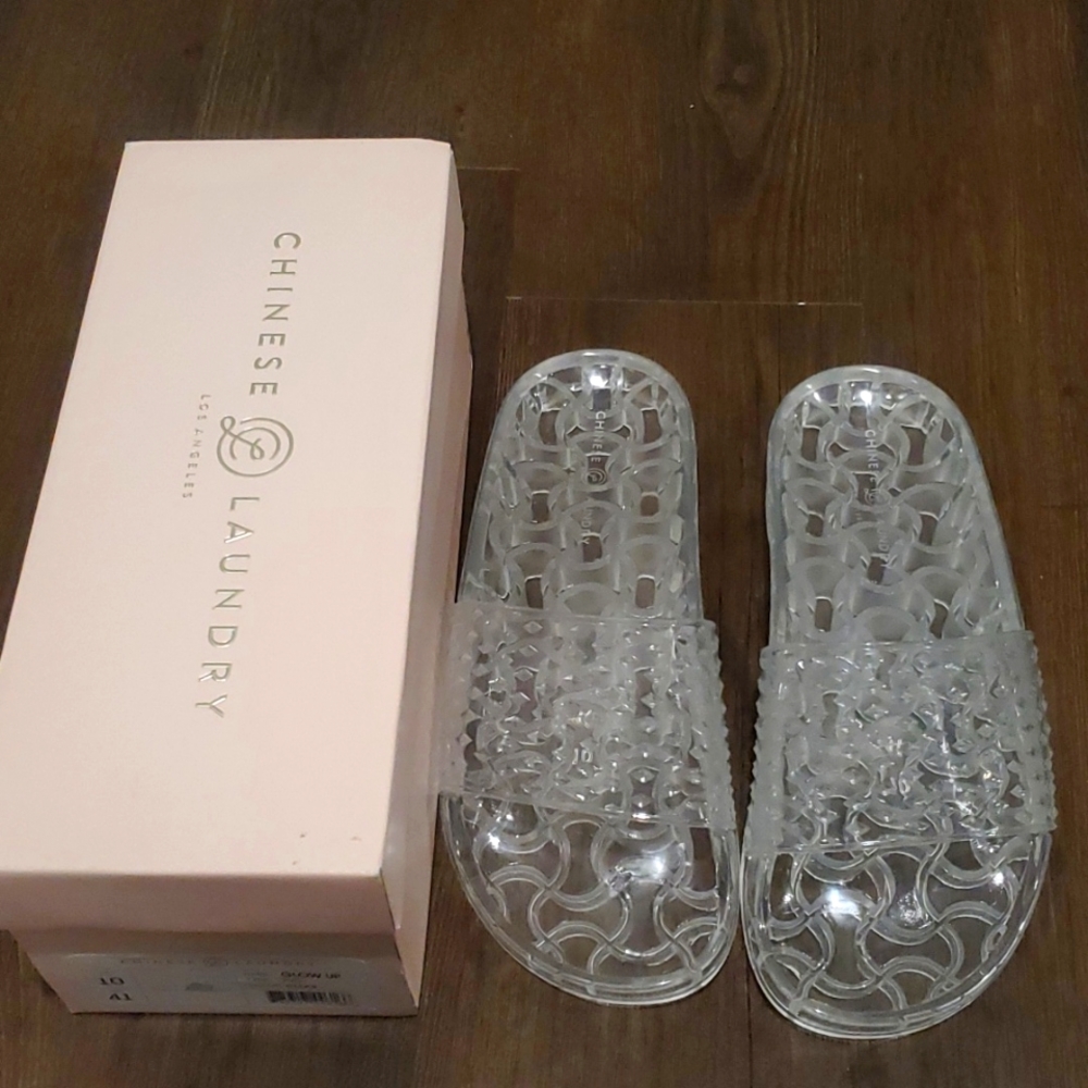 Chinese Laundry Clear Slides